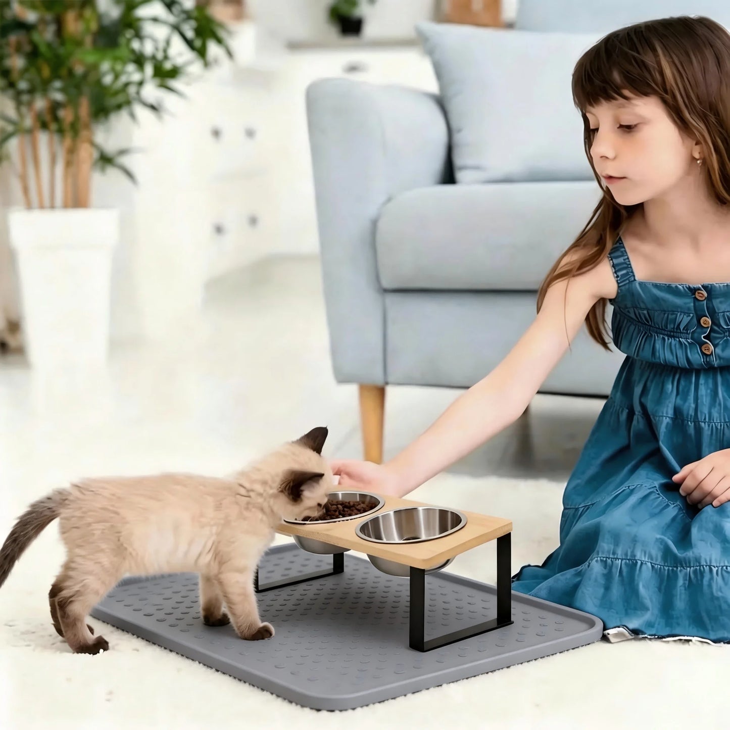 Elevated Cat Bowls 15° with Wooden Stand